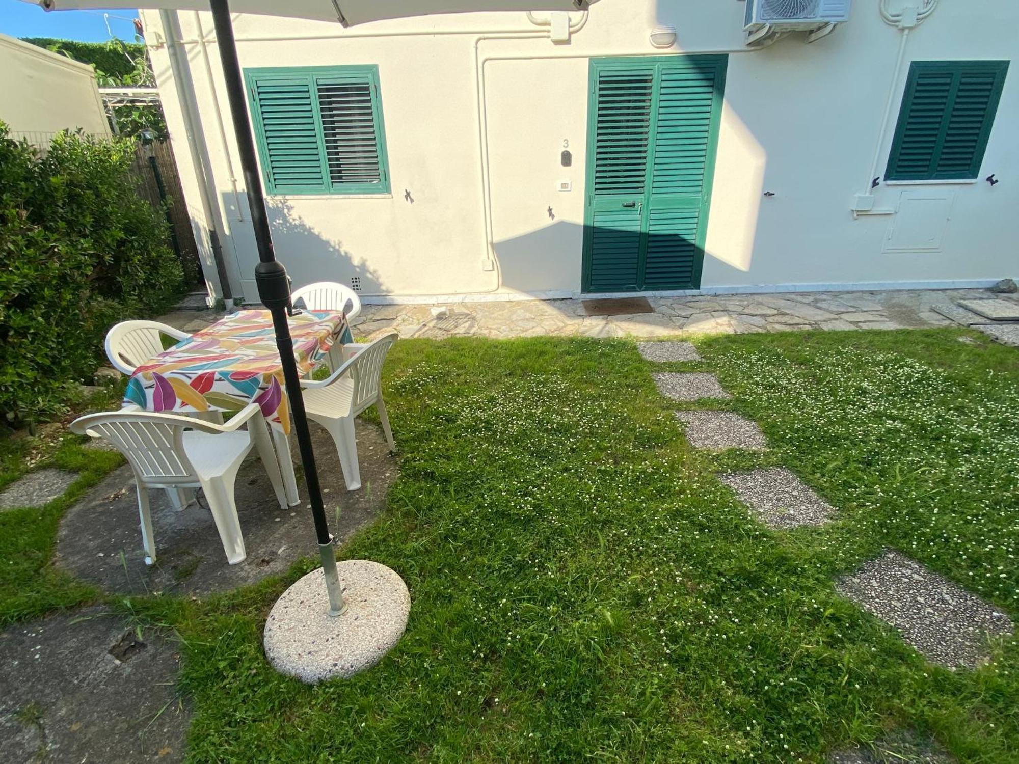 Le Tre Isolette A 200M Dal Mare Lejlighed Marina Di Pisa Eksteriør billede